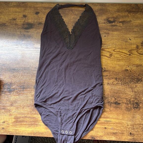 American Eagle Essential Black Lace Deep V-Neck Halter Bodysuit - Picture 2 of 12